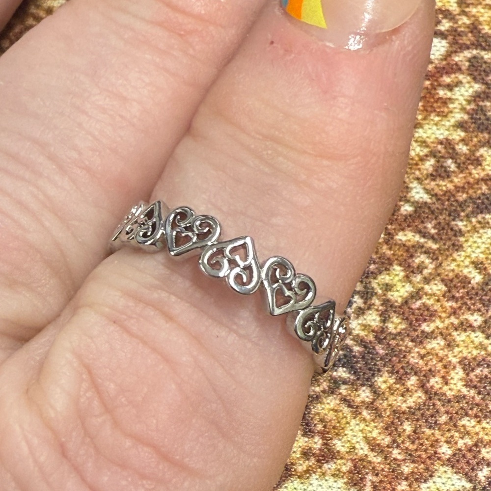 Pretty Bird Silver Heart Ring